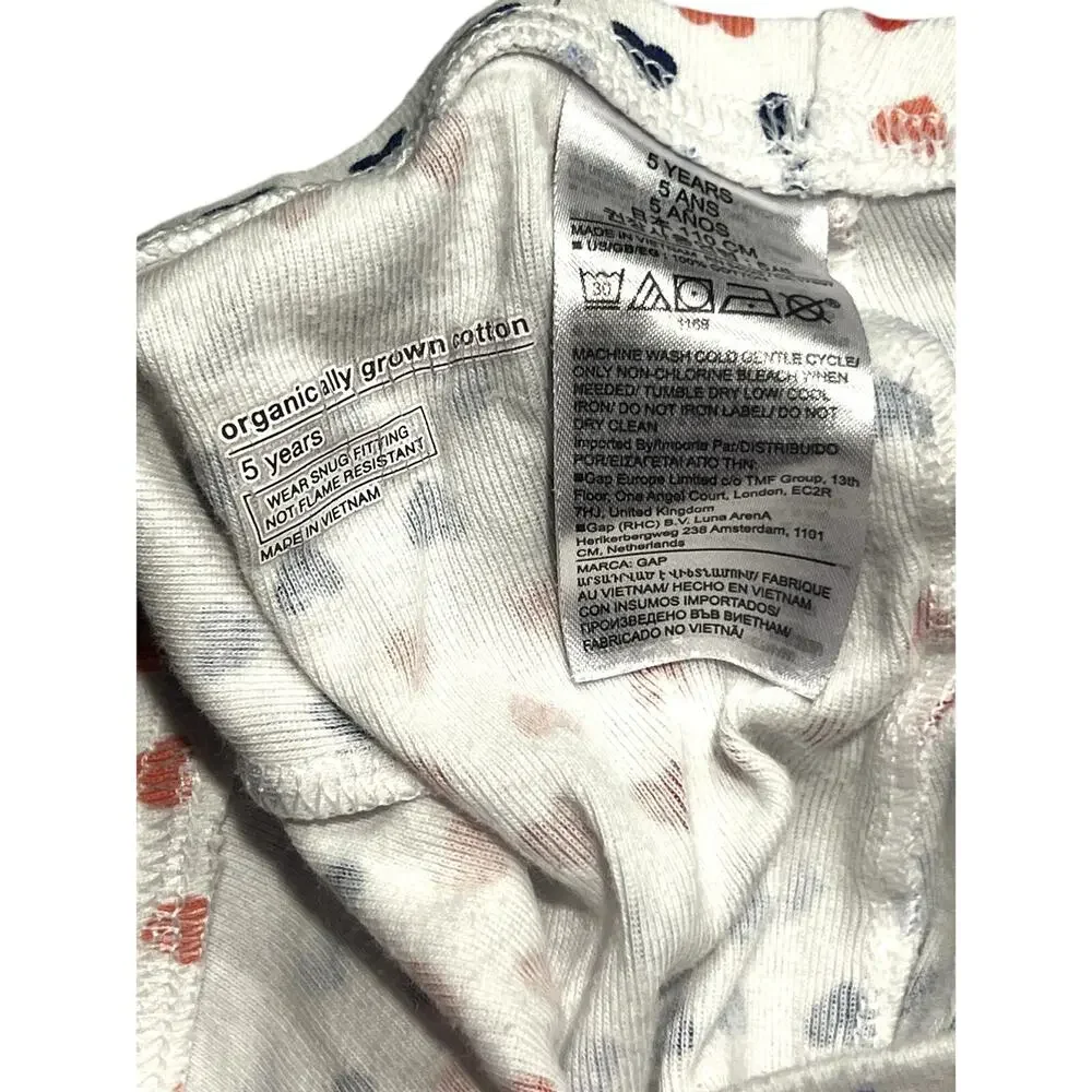 Baby Gap Organic Cotton Pajamas Size 5 Twins Heart Allover
